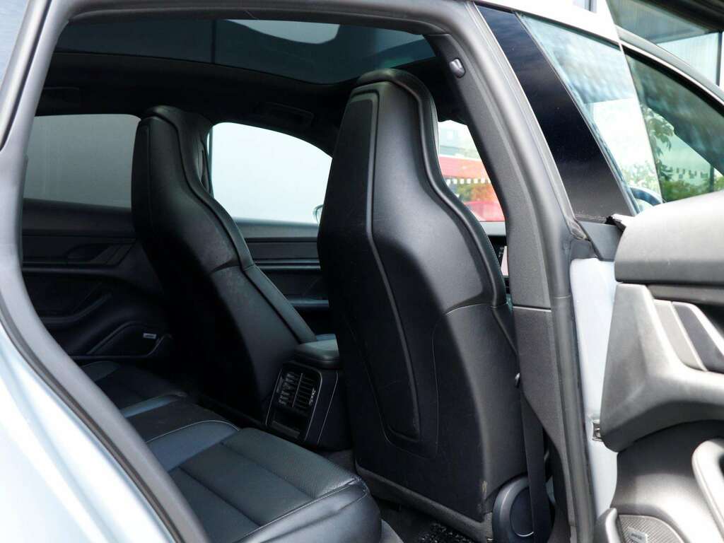 Porsche Taycan 390Kw 4S 79Kwh 22Kw 5 Seat White #23