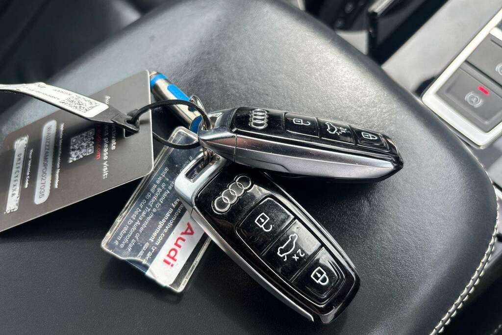 Audi Q7 Audi Estate 50 Tdi Quattro S Line Tiptr Black #9