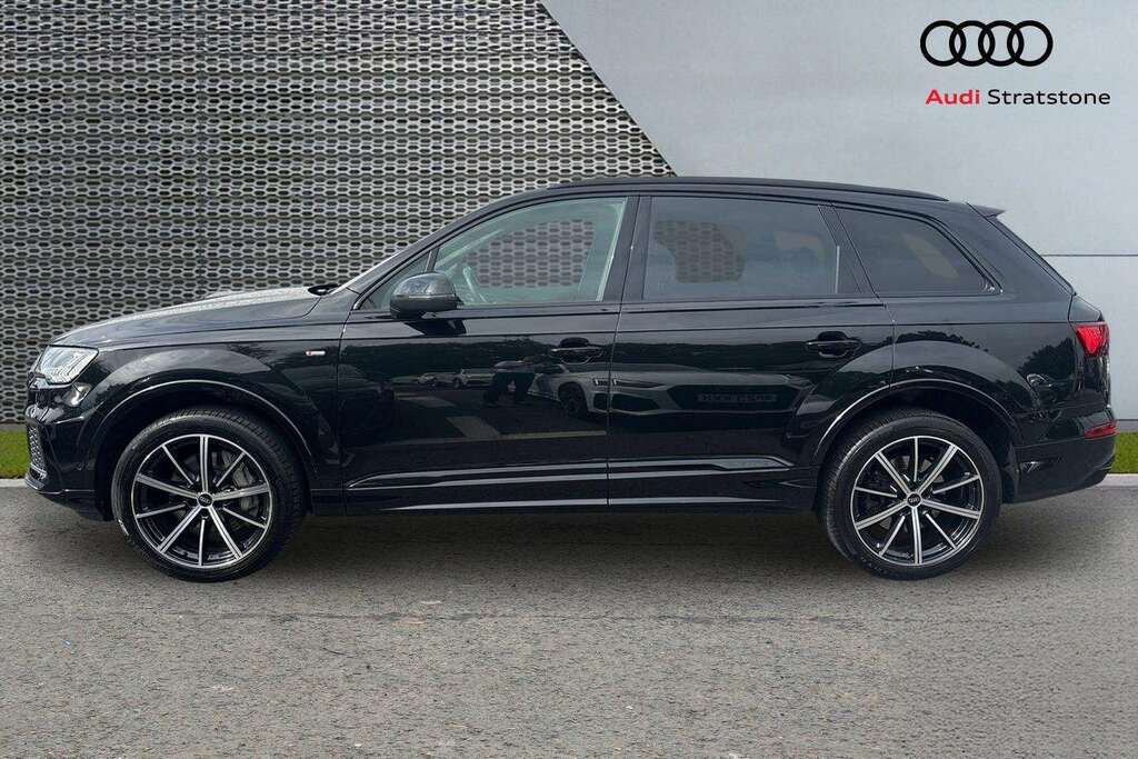 Audi Q7 50 Tdi Quattro Black Edition Tiptronic 2023 Black #4