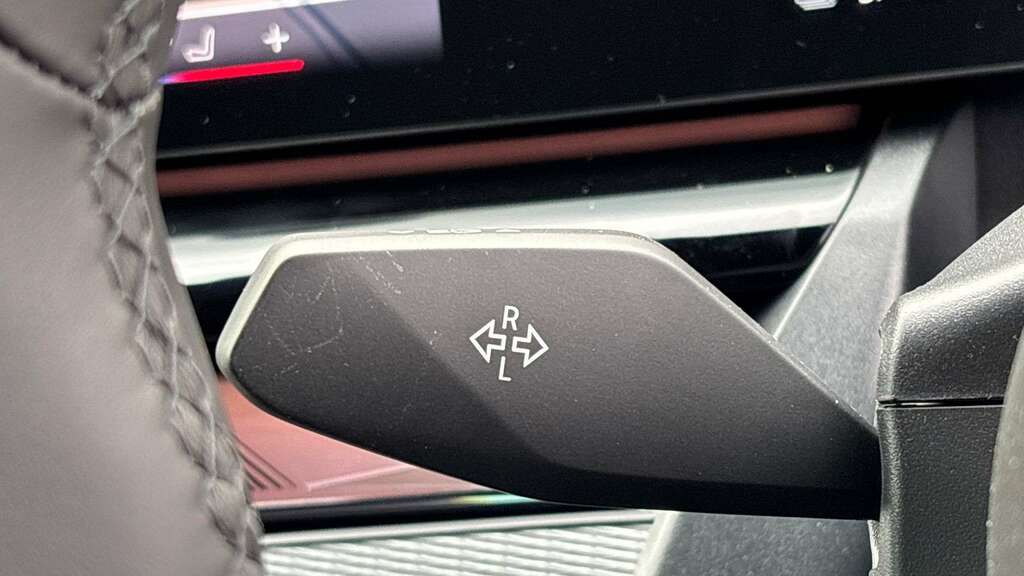 BMW i5 Saloon Grey #27