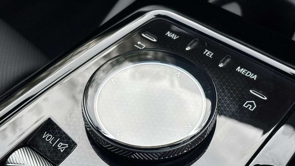 BMW i5 Saloon Grey #23