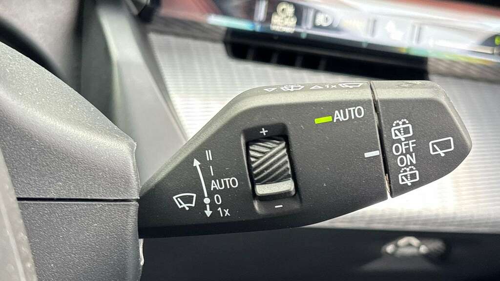 BMW i5 Saloon Grey #28