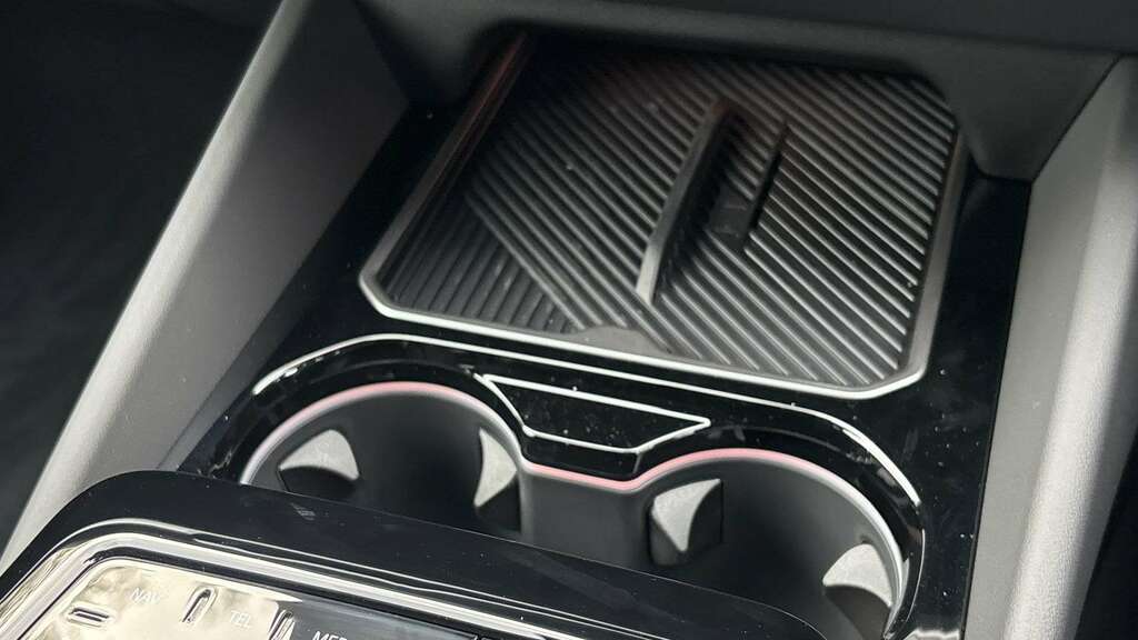 BMW i5 Saloon Grey #35