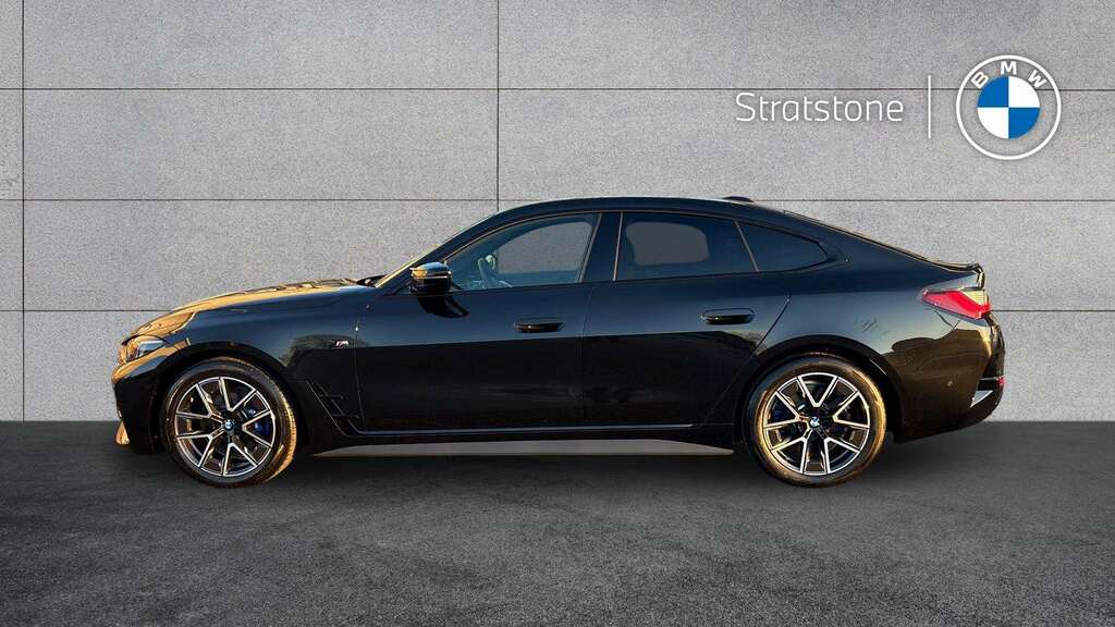 BMW 4 Series M440i Xdrive Mht 392 Step 2026 Black #4