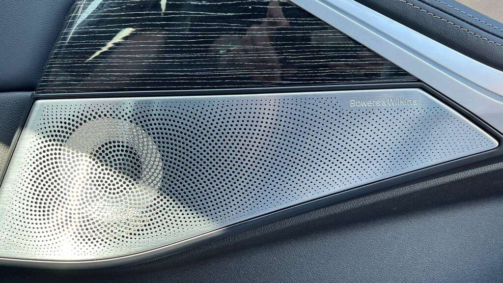 BMW X7 Xdrive M50i Step Blue #28
