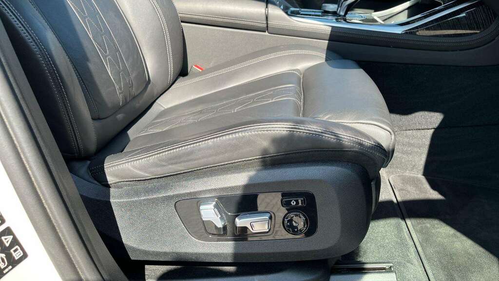 BMW X7 Xdrive M50i Step Blue #23