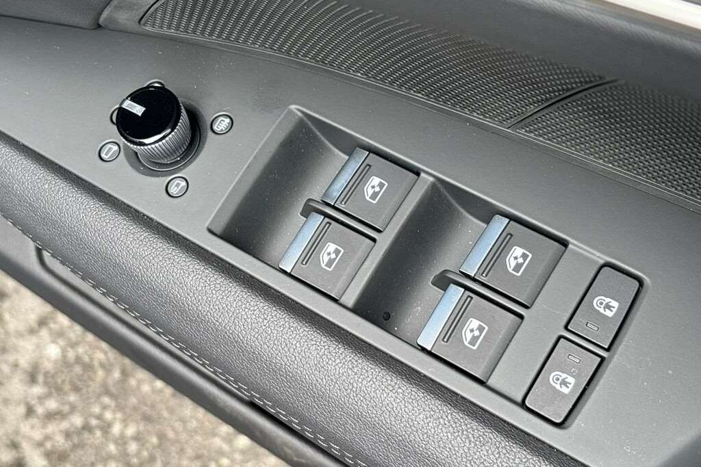 Audi E Tron GT 370Kw 105Kwh Quattro Tech Pack 2026 DN26OEE Black #4