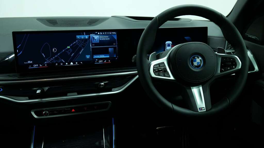 BMW X5 Xdrive50e M Sport 2026 White #5