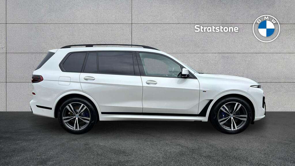 BMW X7 Xdrive40d Mht M Sport Step 2026 White #2