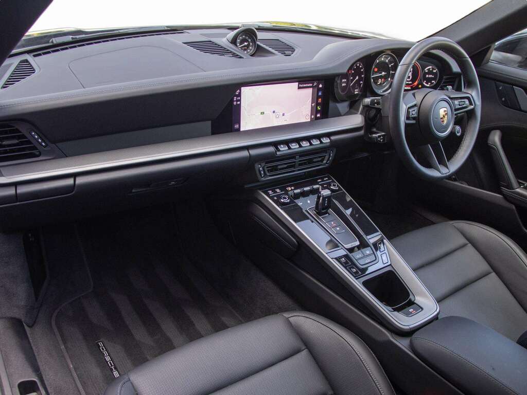Porsche 911 Carrera S-a 2024 Black #3