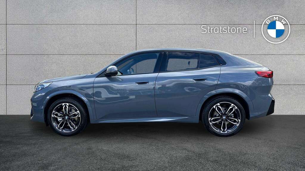 BMW iX2 230Kw Xdrive30 M Sport 65Kwh 2026 Grey #3