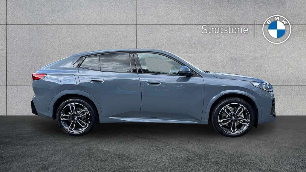 BMW iX2 230Kw Xdrive30 M Sport 65Kwh 2026 Grey #2