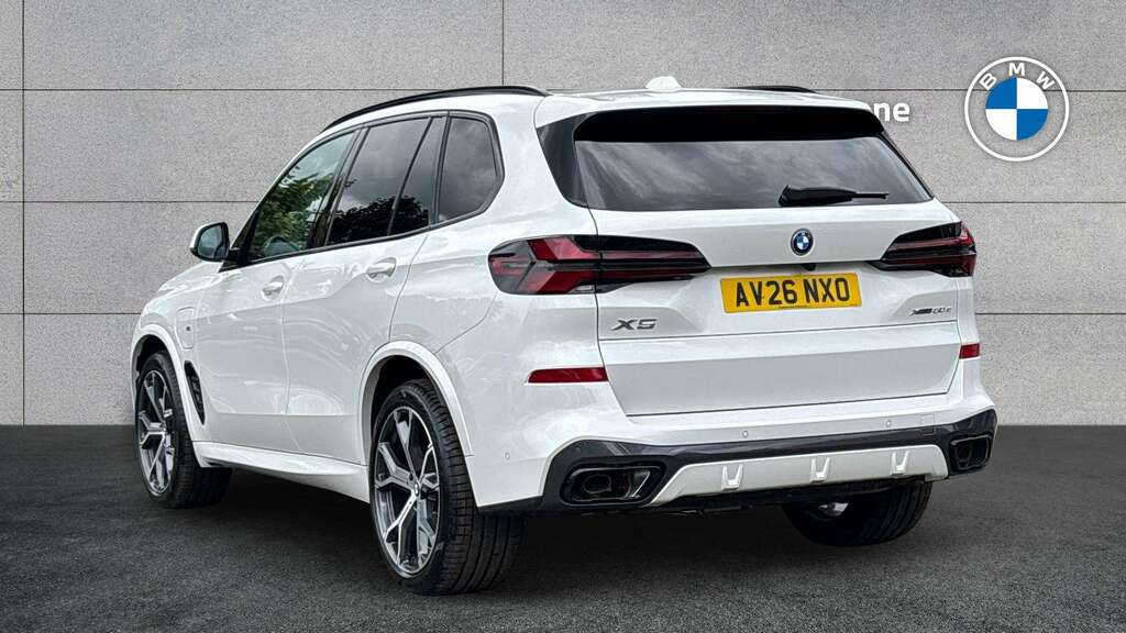 BMW X5 Xdrive50e M Sport 2026 White #2