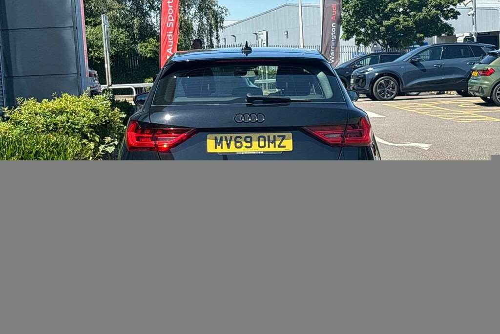 Audi A1 1.0 Tfsi 30 Citycarver Euro 6 S Blue #4