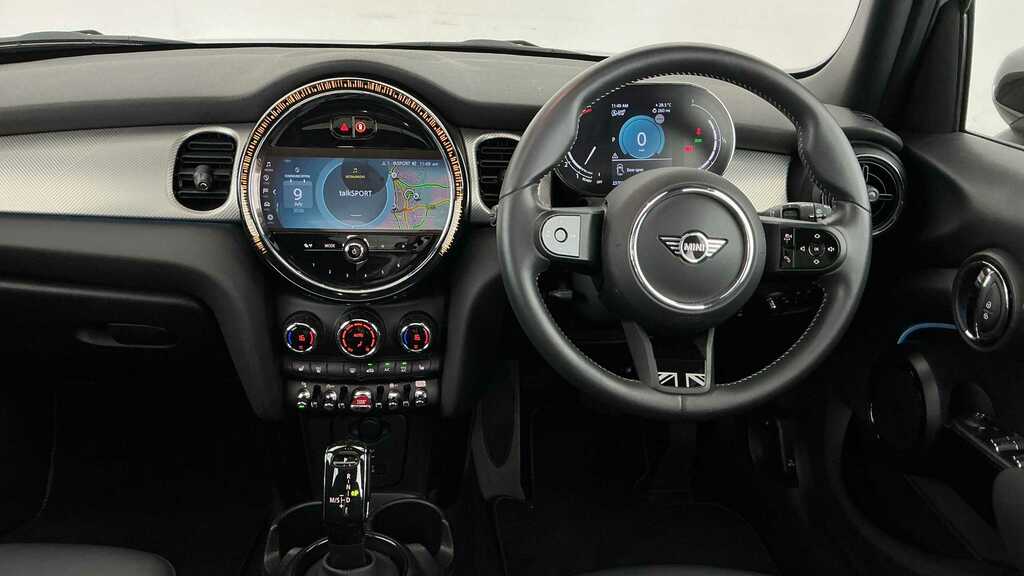 Mini Hatch 1.5 Cooper Exclusive Premium Plus 2024 YN24WGA Grey #5