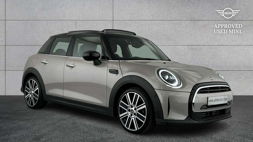 Mini Hatch 1.5 Cooper Exclusive Premium Plus 2024 Grey