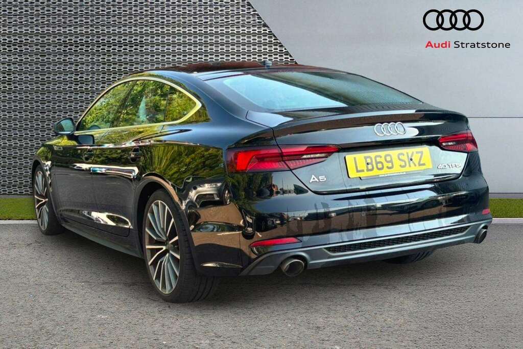 Audi A5 40 Tfsi S Line S Tronic 2019 Black #3