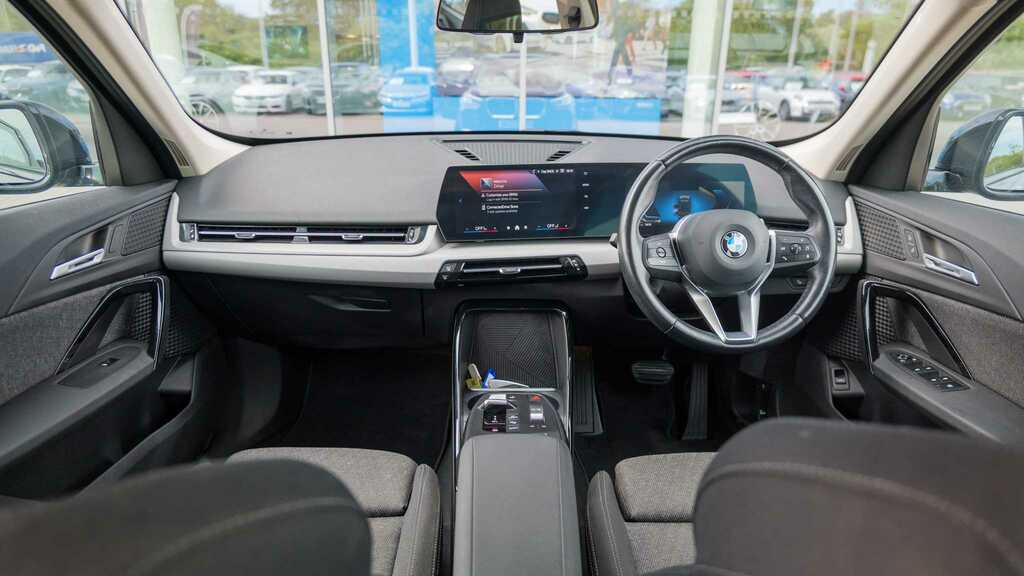 BMW X1 Sdrive 18D Sport Step 2023 Black #4