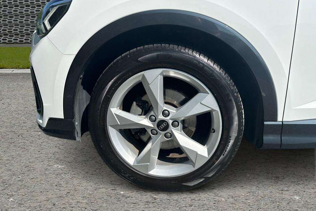 Audi Q3 2.0 Tdi 35 Sport Suv S Tronic Euro 6 S Black #8
