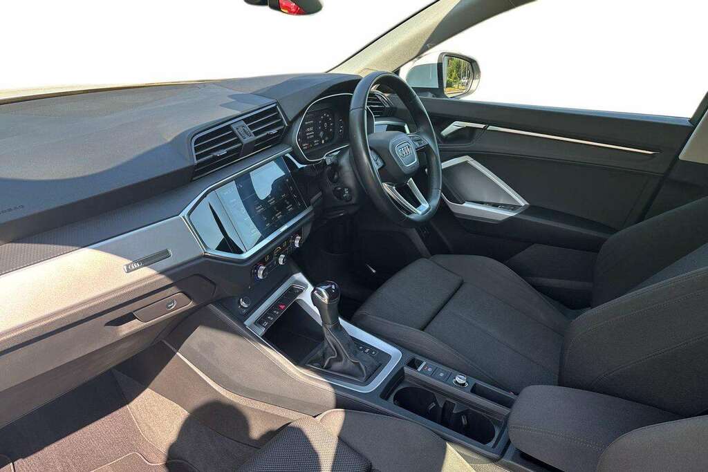 Audi Q3 2.0 Tdi 35 Sport Suv S Tronic Euro 6 S Black #2