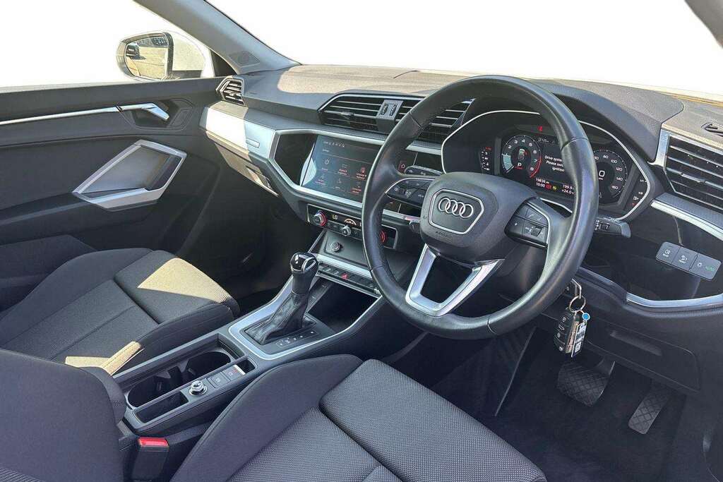 Audi Q3 2.0 Tdi 35 Sport Suv S Tronic Euro 6 S Black #6