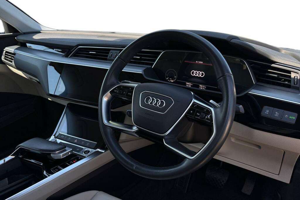 Audi E-tron 300Kw 55 Quattro 95Kwh Technik 22Kwch 2 Blue #3