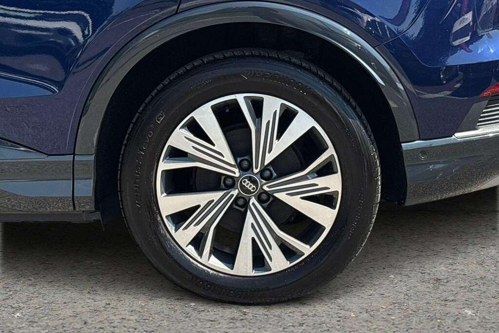 Audi Q4 E Tron 220Kw 50 Quattro 82Kwh Sport 2023 SM72XWO Blue #4
