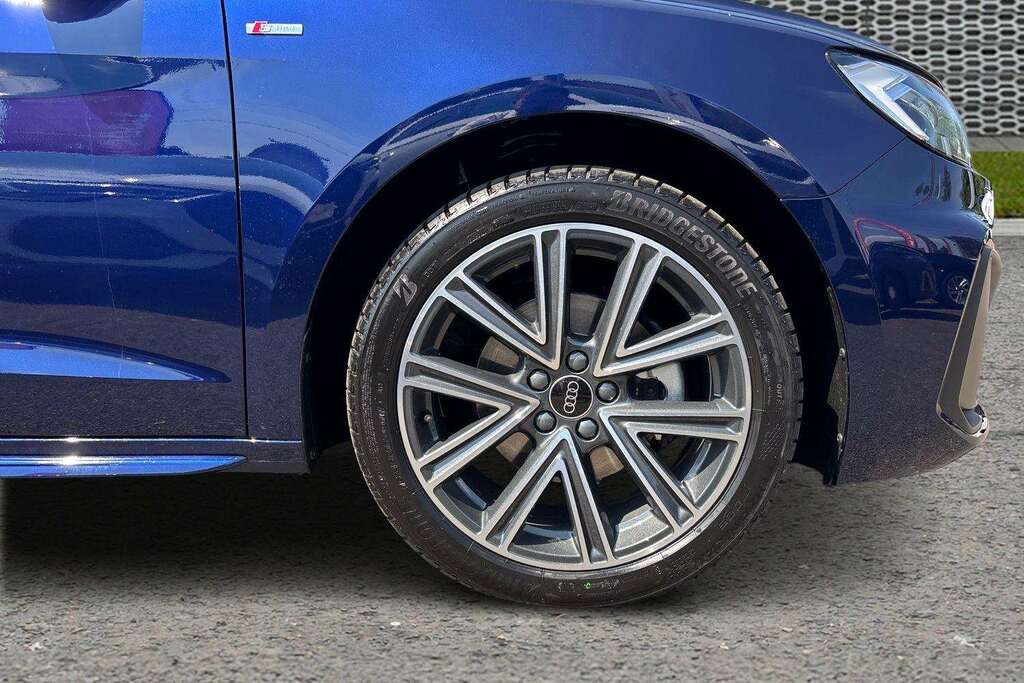 Audi A1 35 Tfsi S Line S Tronic Tech Pack 2026 LM26PKU Blue #4
