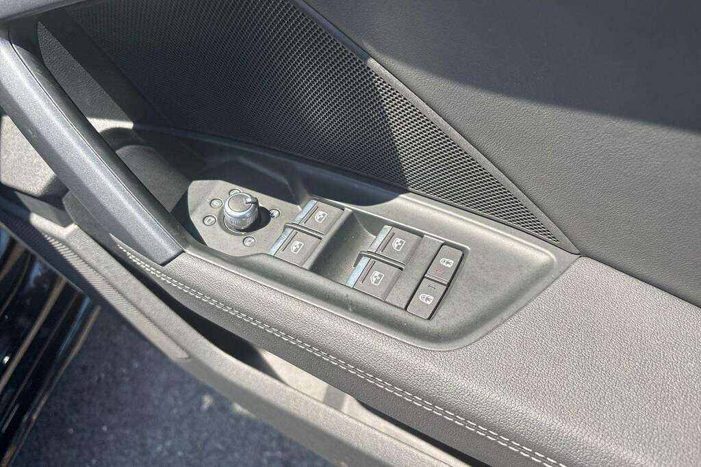 Audi A3 Tfsie 40 Sport Sportback S Tronic Euro 6 5-Door 13 Black #11