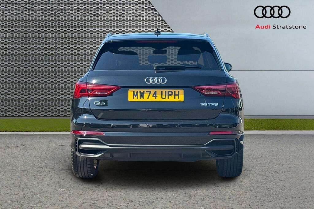 Audi Q3 35 Tfsi S Line S Tronic Leather 2024 MW74UPH #6