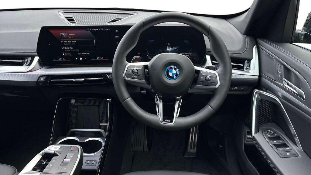 BMW iX1 150Kw Edrive20 M Sport 65Kwh 2026 Black #4