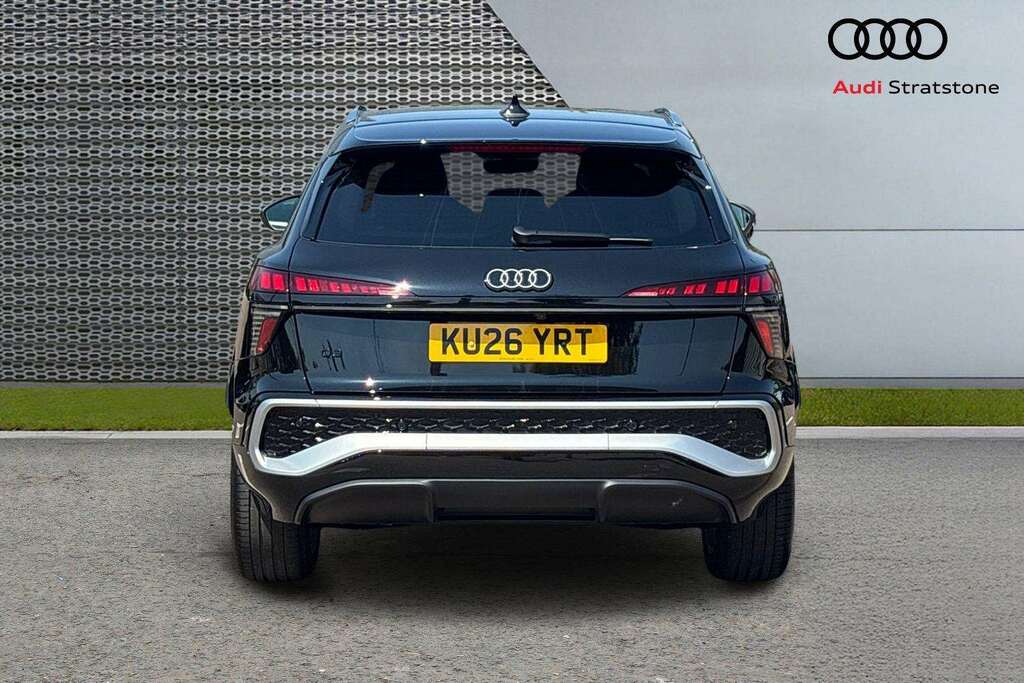 Audi Q3 1.5 Tfsi S Line S Tronic 2026 Black #3