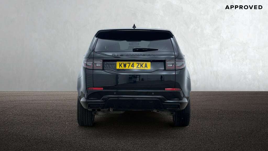 Land Rover Discovery Sport 2.0 D200 Dynamic Hse 7 Seat 2024 Black #6