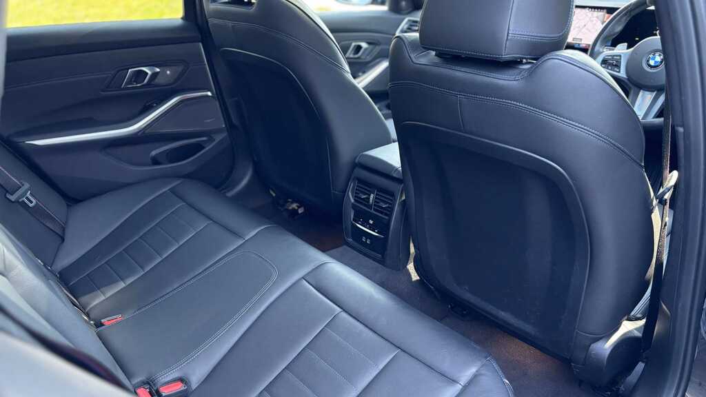 BMW 3 Series 330I M Sport Euro 6 #19