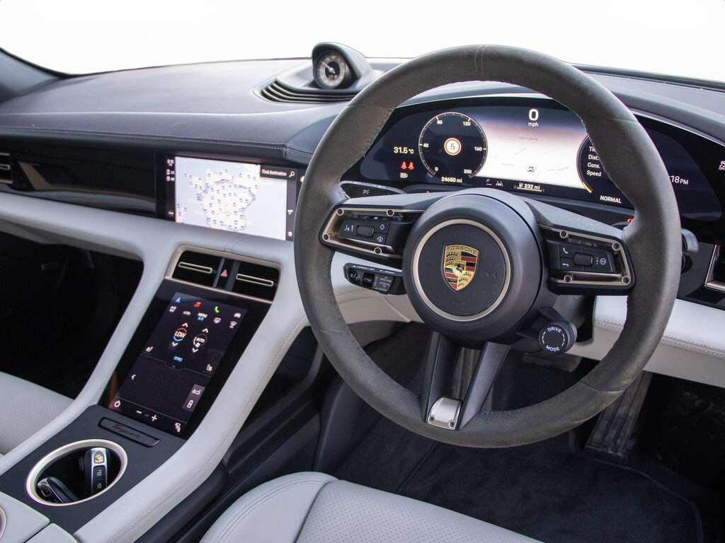 Porsche Taycan 560Kw Turbo S 93Kwh 5 Seat Red #14