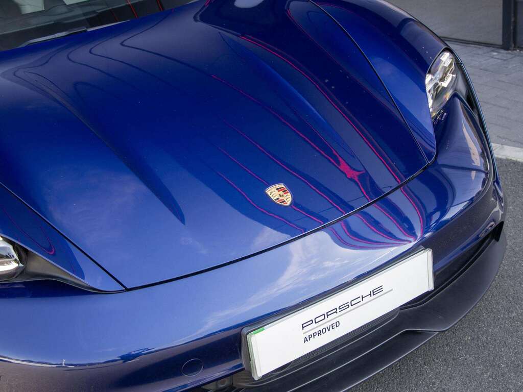 Porsche Taycan 560Kw Turbo S 93Kwh 5 Seat Red #17
