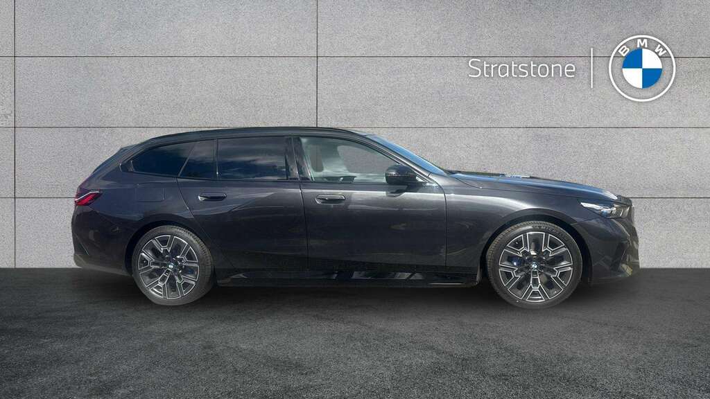 BMW 5 Series 530E M Sport 2026 Grey #2