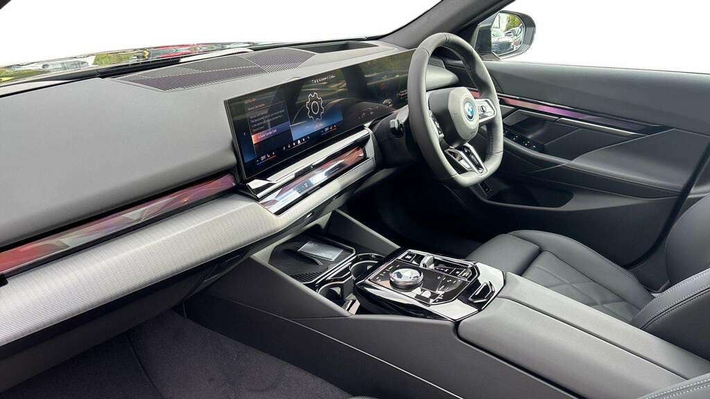 BMW 5 Series 530E M Sport 2026 Black #6