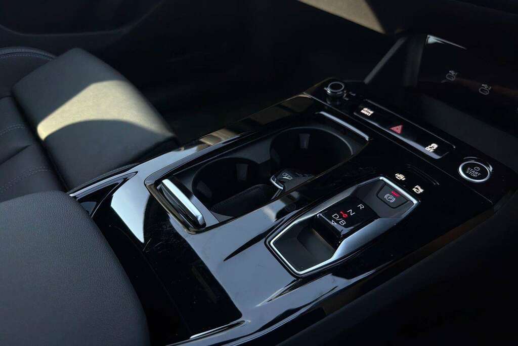 Audi Q6 E-Tron 225Kw Performance 100Kwh S Line 2025 Grey #6
