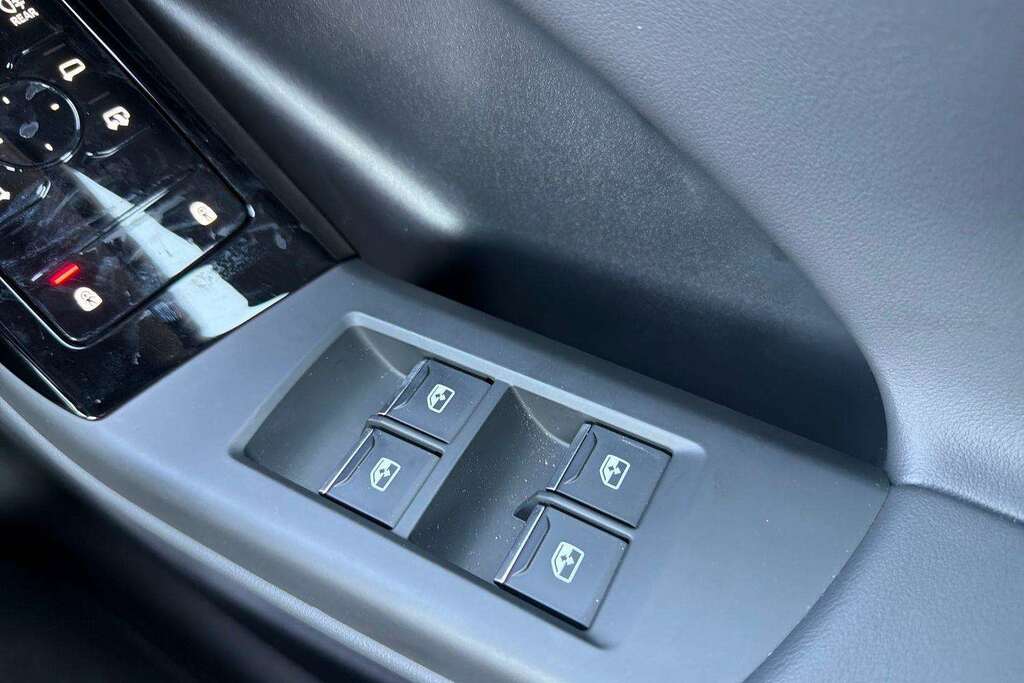 Audi Q6 E-Tron 225Kw Performance 100Kwh S Line 2025 Grey #5