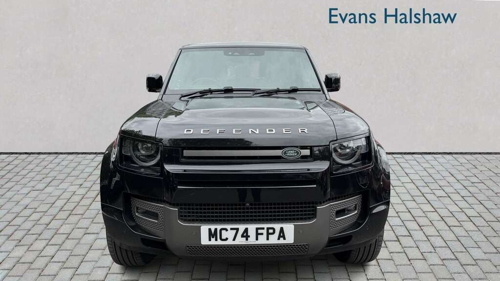 Land Rover Defender 90 3.0 D350 X-dynamic Hse 90 2024 Black #2