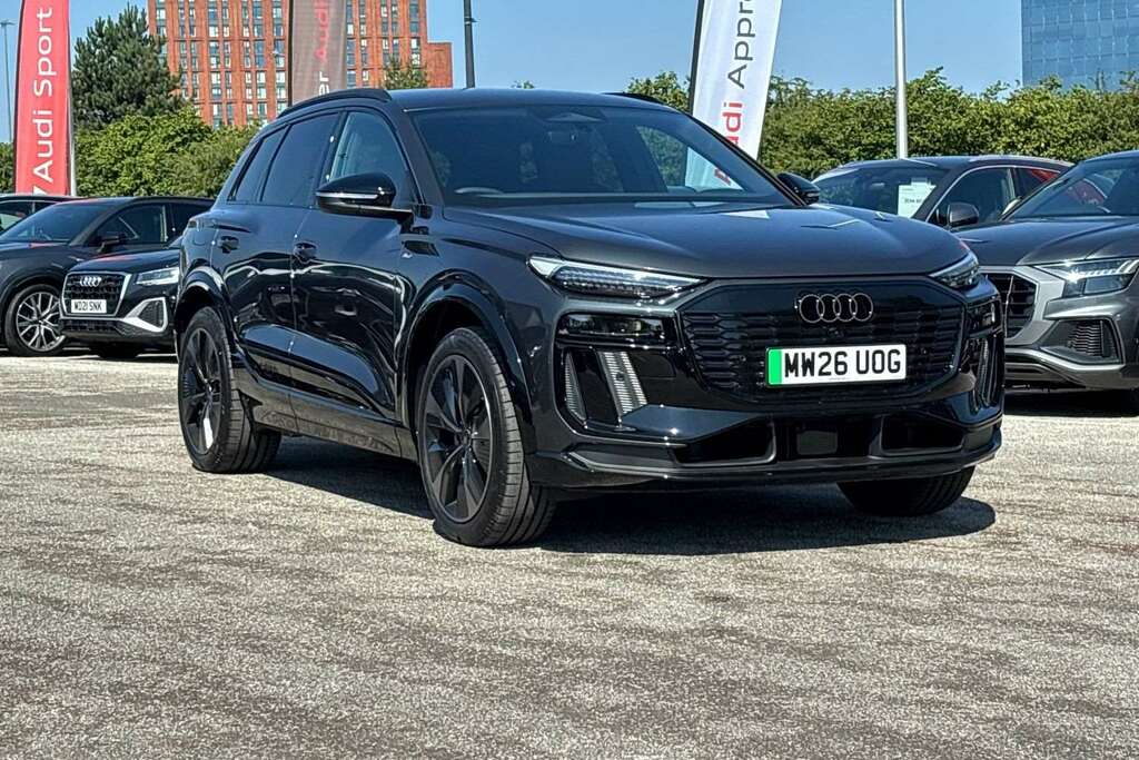 Audi Q6 E-Tron 225Kw Performance 100Kwh Black Edition 20 Grey