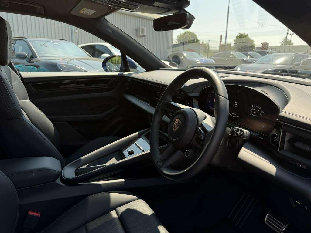 Porsche Macan 4S 2025 Blue #4