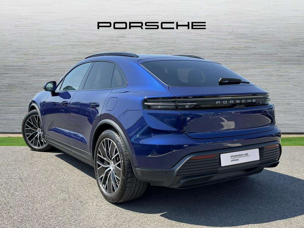 Porsche Macan 4S 2025 Blue