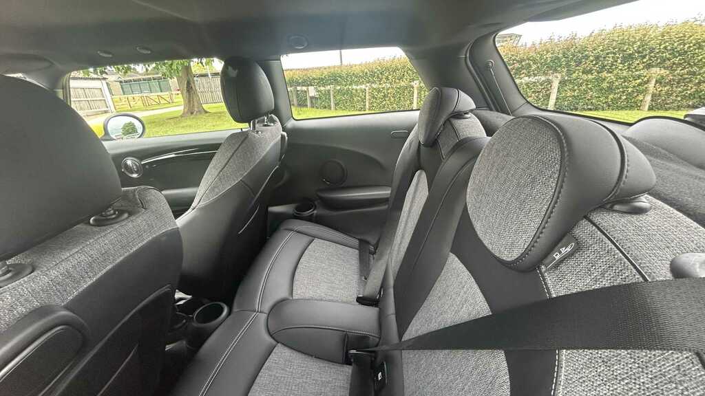 Mini Hatch 135Kw Cooper S Level 2 33Kwh 2020 White #6