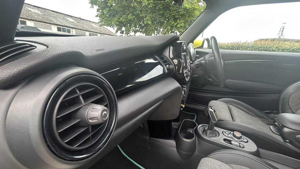 Mini Hatch 135Kw Cooper S Level 2 33Kwh 2020 White #4