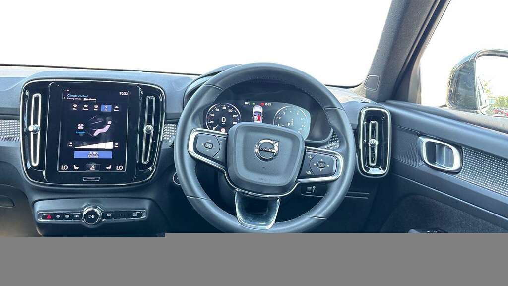Volvo XC40 2.0 B4p R Design 2021 YJ71ZGM Grey #2