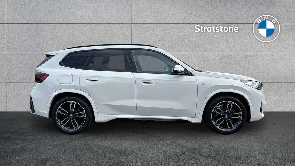 BMW iX1 230Kw Xdrive30 M Sport 65Kwh 2023 White #2