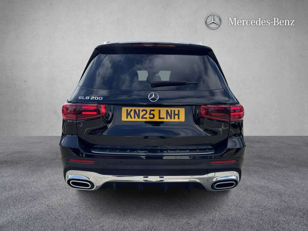 Mercedes-Benz GLB Class 200 Amg Line Executive 7G-tronic 2025 Black #5