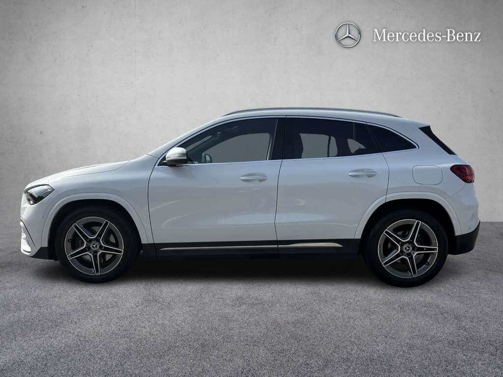 Mercedes-Benz GLA Class 200 Amg Line Executive 2023 GY73PYP White #3